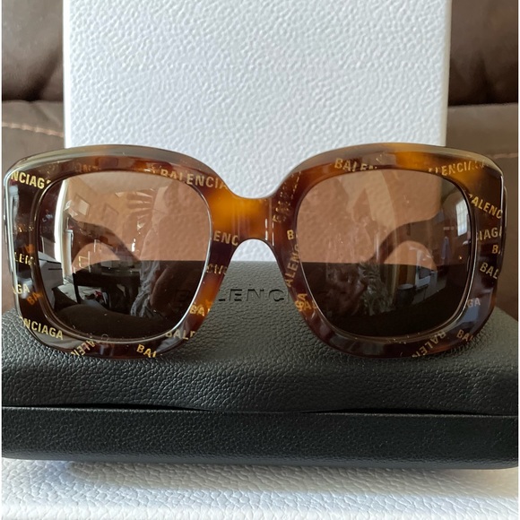 BALENCIAGA Paris D-Frame Sunglasses Havana  Brown - Picture 2 of 16